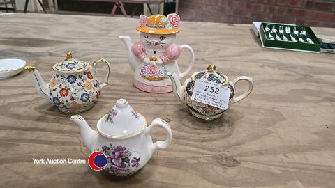 Sadler, Imperial, Heirloom, teapot, 4735 H 10cm W 10, Tapestry, teapot, 4738 H10cm W 10 and Blue Waters miniature teapot H 10cm W 6.5