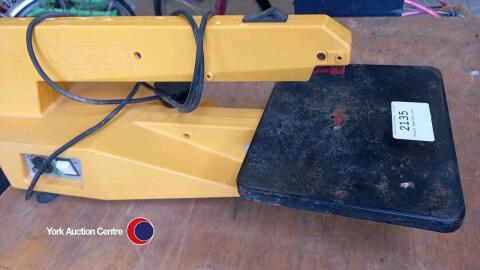 Scroll saw/fret saw