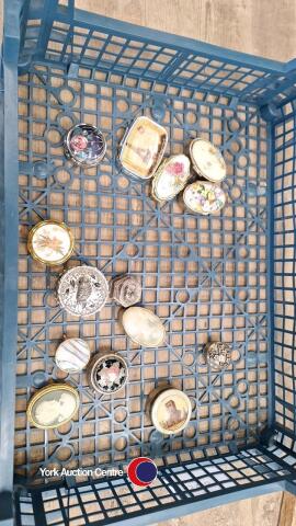 Various trinket boxes