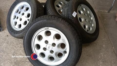 Ford Xr4i alloy wheels & tyres x 5