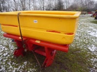 Teagle XT 48 fertiliser spreader
