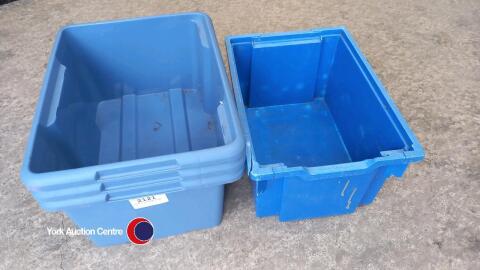 Plastic storage boxes