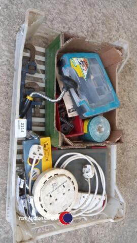 Box of garage miscellaneous