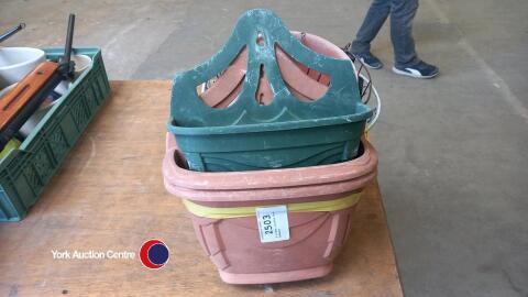 5 x semi circle wire baskets