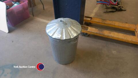 Metal dustbin, new