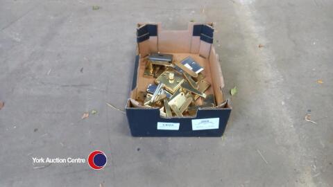 Quantity of brass door handles