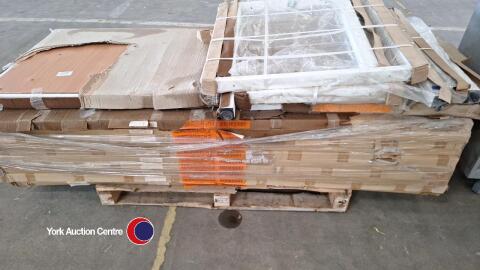 Laminate panels and legs
