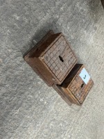 2 x drain covers - 2