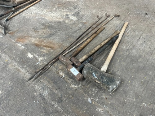 Quantity of lump rubber hammers etc