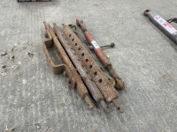 9 hole draw bars and top link - 2